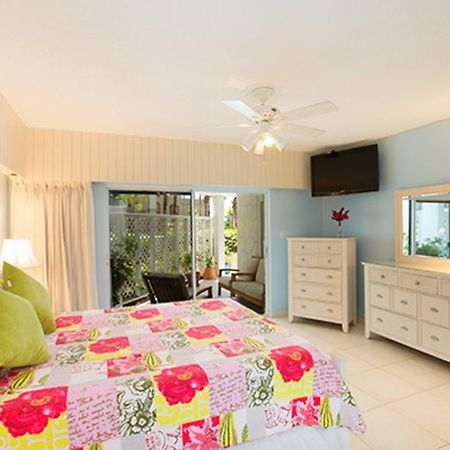 Villas Of The Galleon George Town Extérieur photo