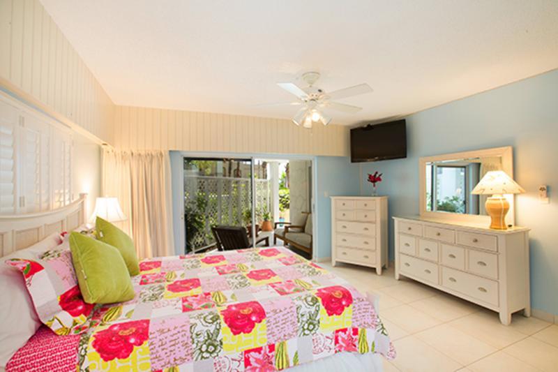 Villas Of The Galleon George Town Extérieur photo