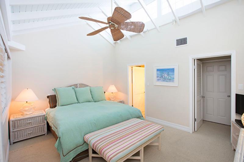 Villas Of The Galleon George Town Extérieur photo