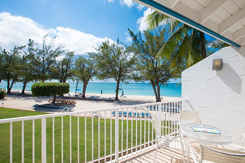 Villas Of The Galleon George Town Extérieur photo